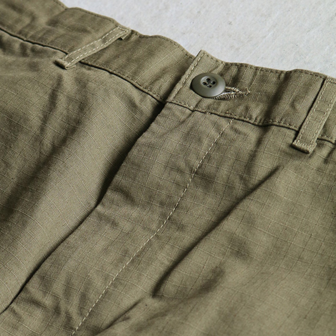 JAPAN BLUE JEANS J286071 NON CARGO PANTS のフロントのアップ画像