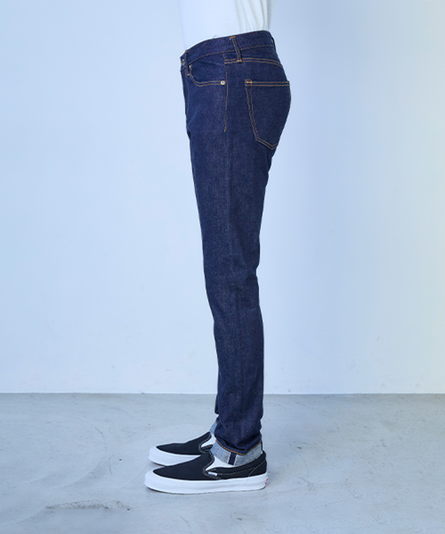 BLACK SELVEDGE JEANS STRAIGHT img02