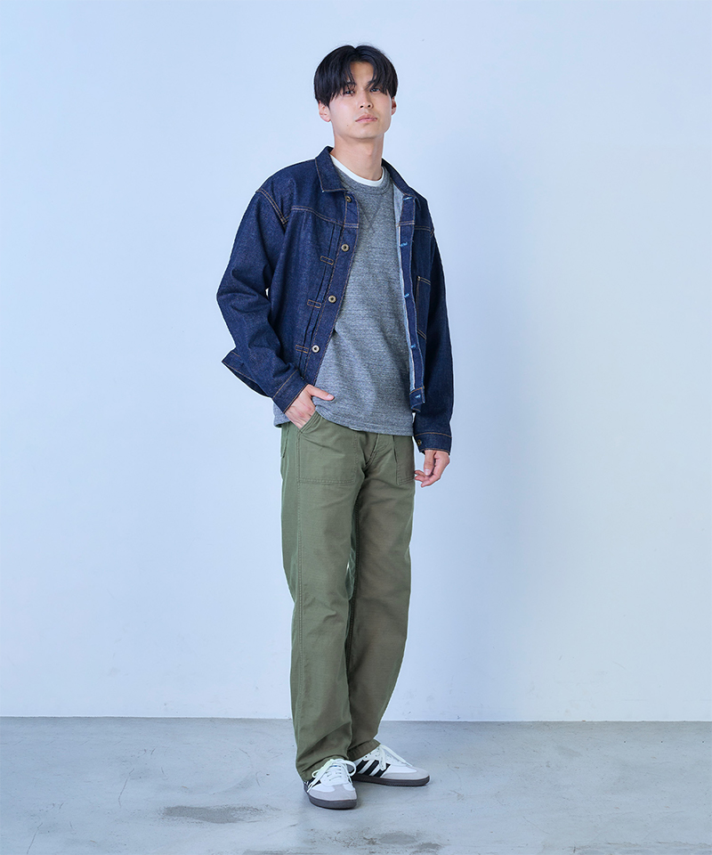 JAPAN BLUE JEANS MilitaryCollection バックサテン カバーオール着用イメージ04