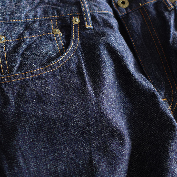 JAPAN BLUE JEANS　コートジボワール綿 8oz ライトオンスデニム 生地寄り