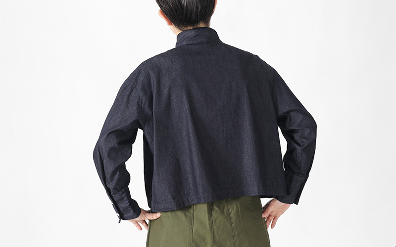 SETTO 23AW DENIM OKKAKE SHIRT 着用イメージ02