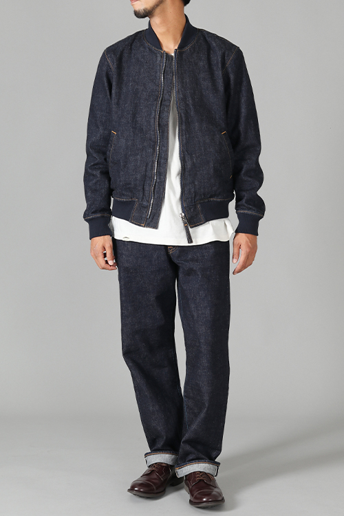 JAPAN BLUE JEANS　ボンバージャケット　Bomber Jacket　スタイリング01