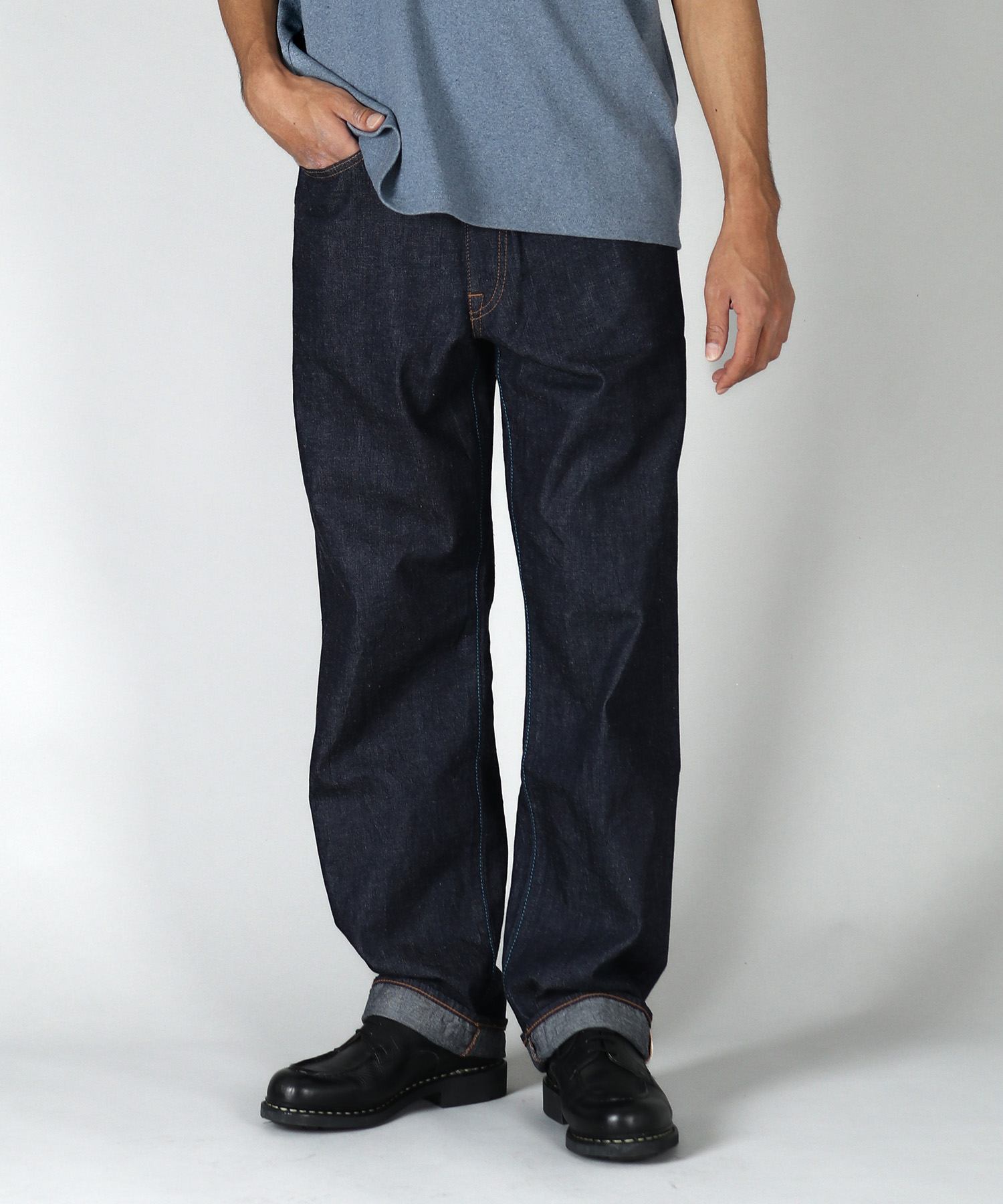 JAPAN BLUE JEANS　コートジボワール綿 8oz ライトオンスデニム Loose 脚シルエット