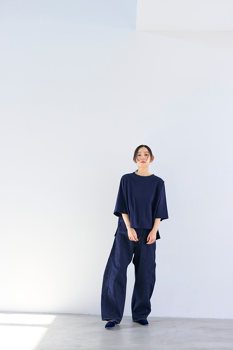 PANEL JEANS LOOK