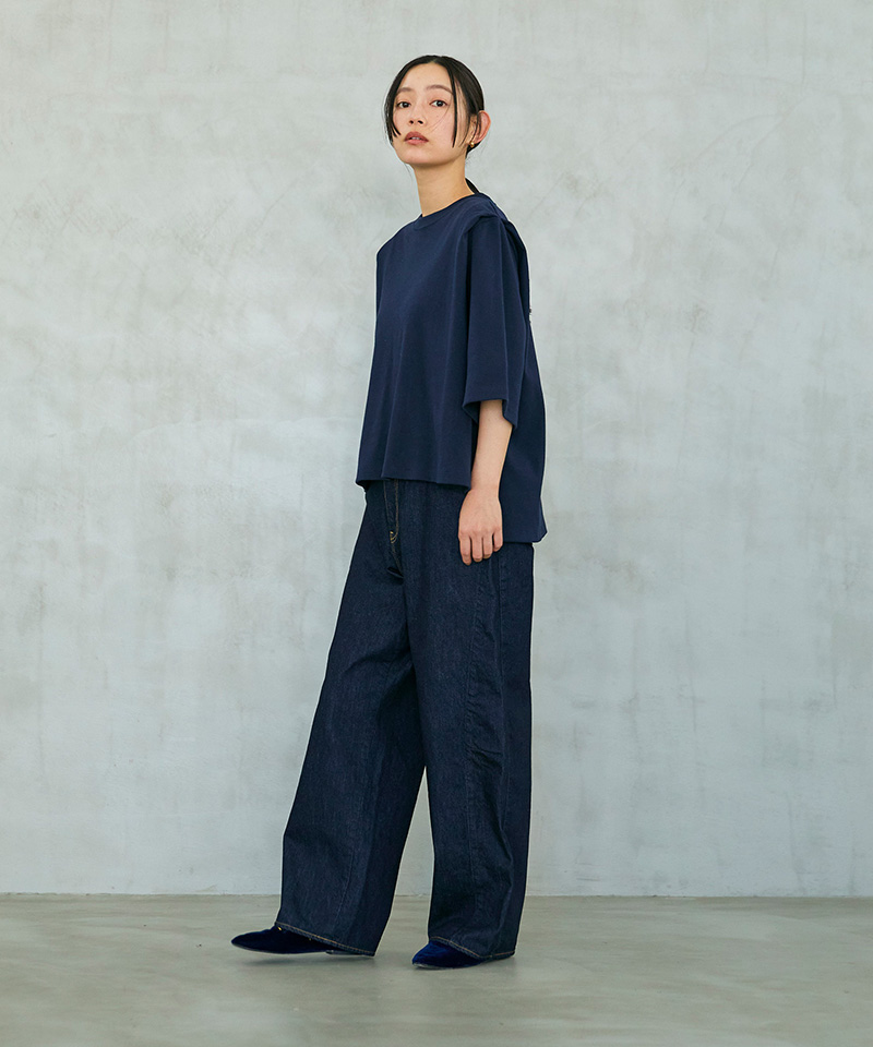 PANEL JEANS着用